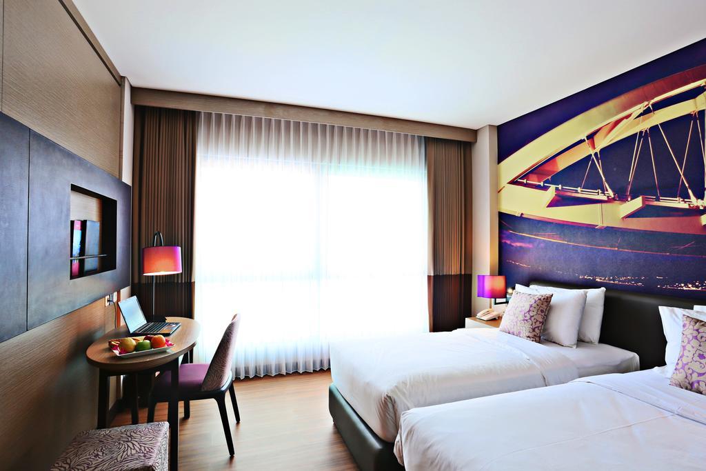 Mercure Palu Exteriér fotografie