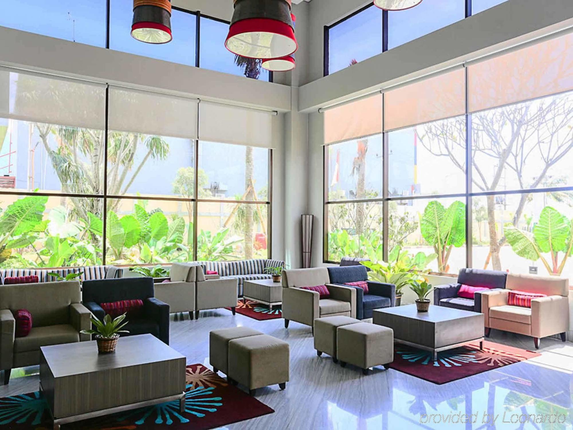 Mercure Palu Exteriér fotografie