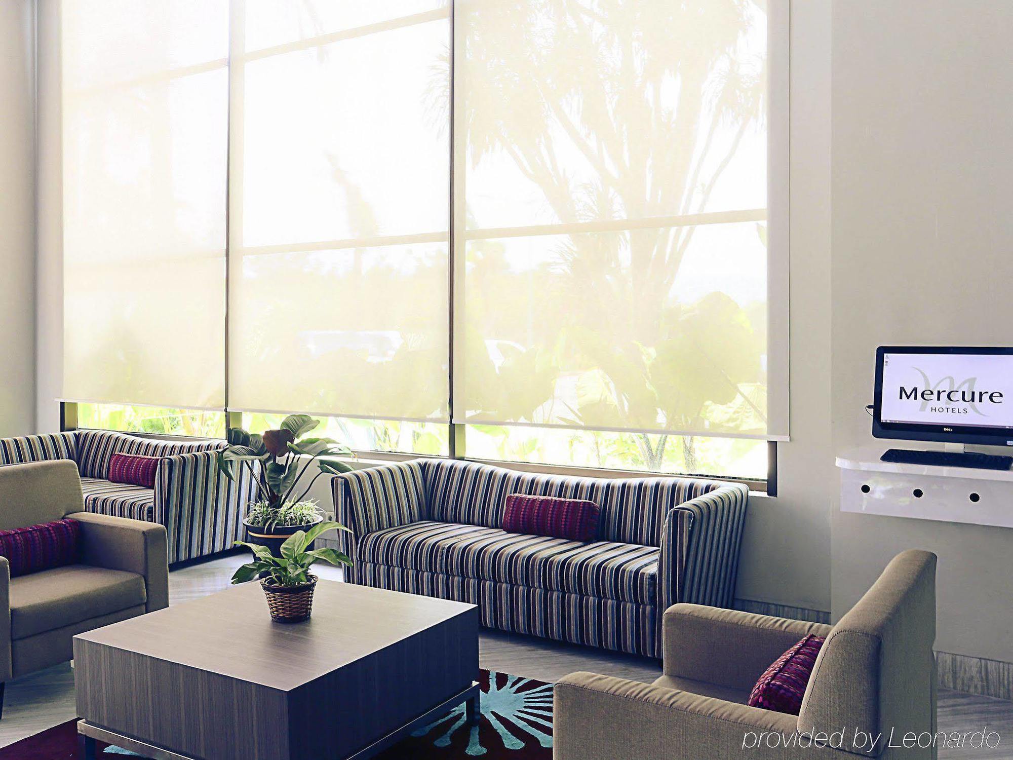Mercure Palu Exteriér fotografie