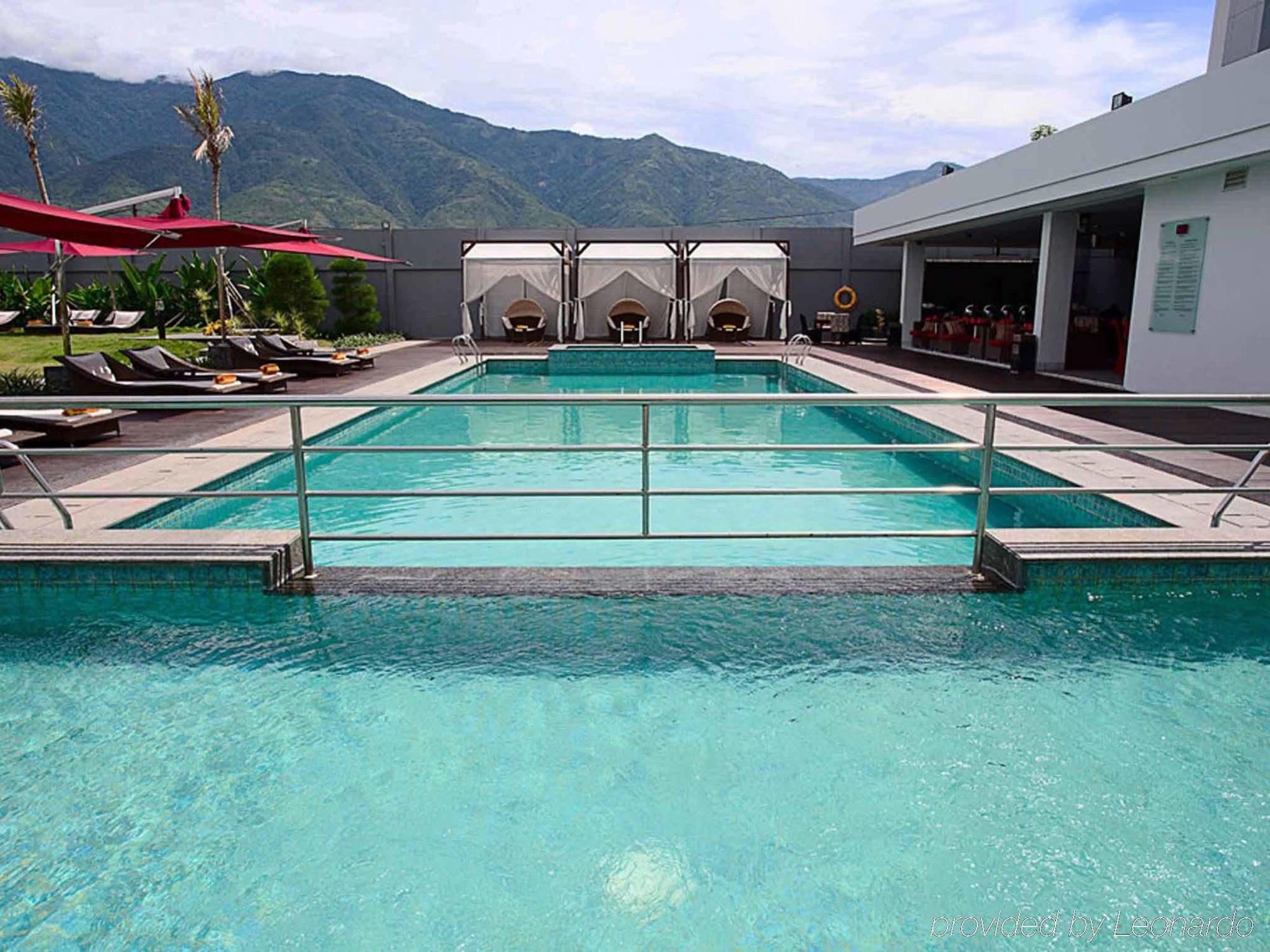 Mercure Palu Exteriér fotografie