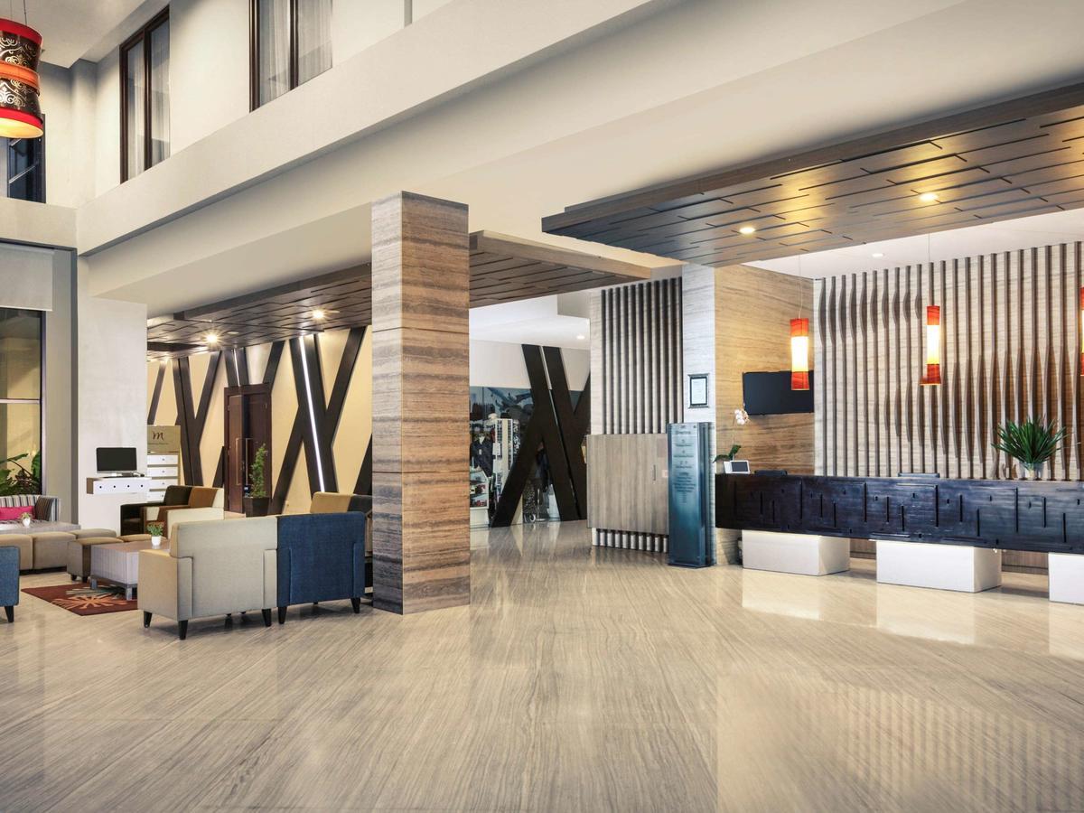 Mercure Palu Exteriér fotografie