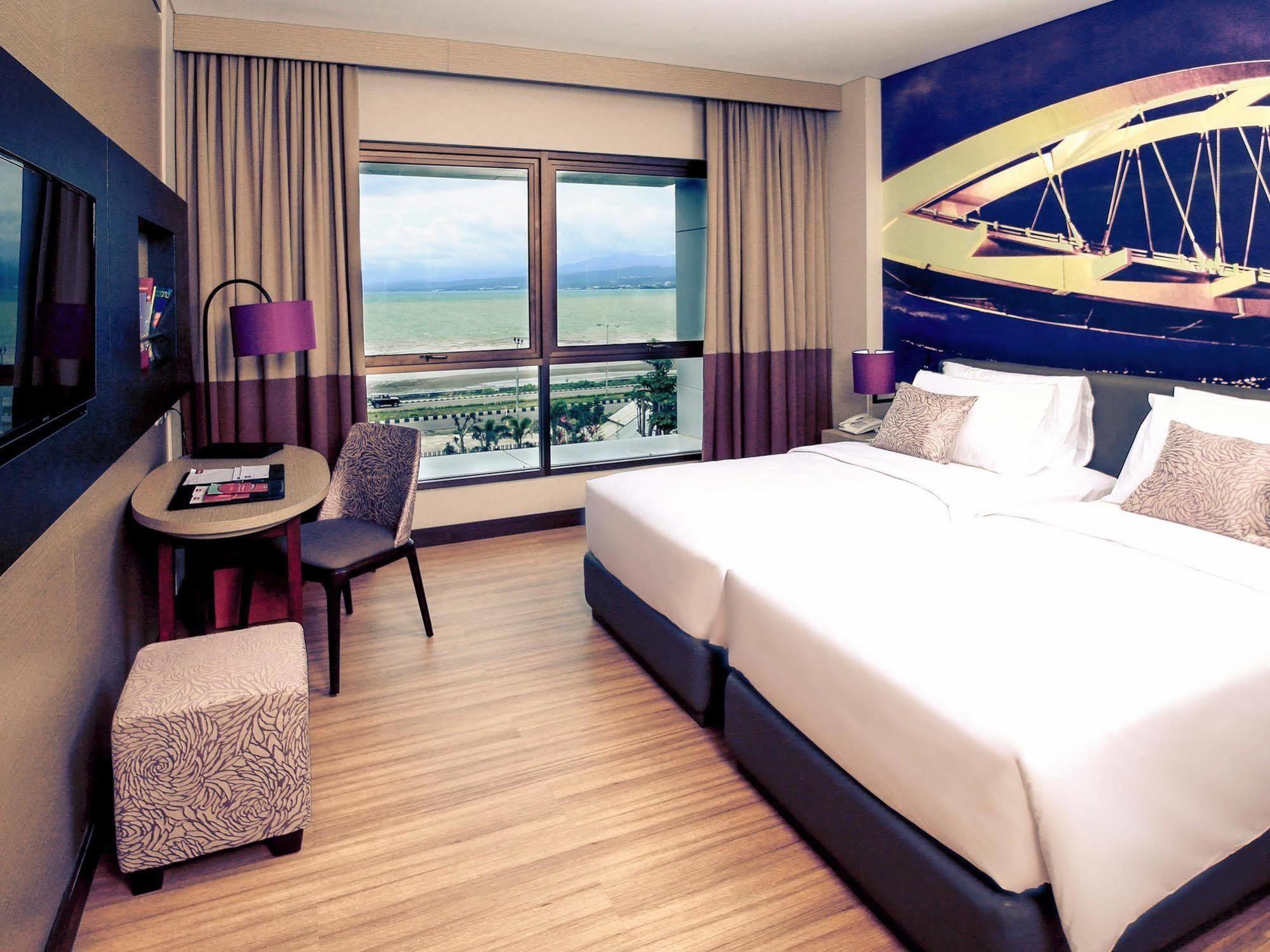Mercure Palu Exteriér fotografie