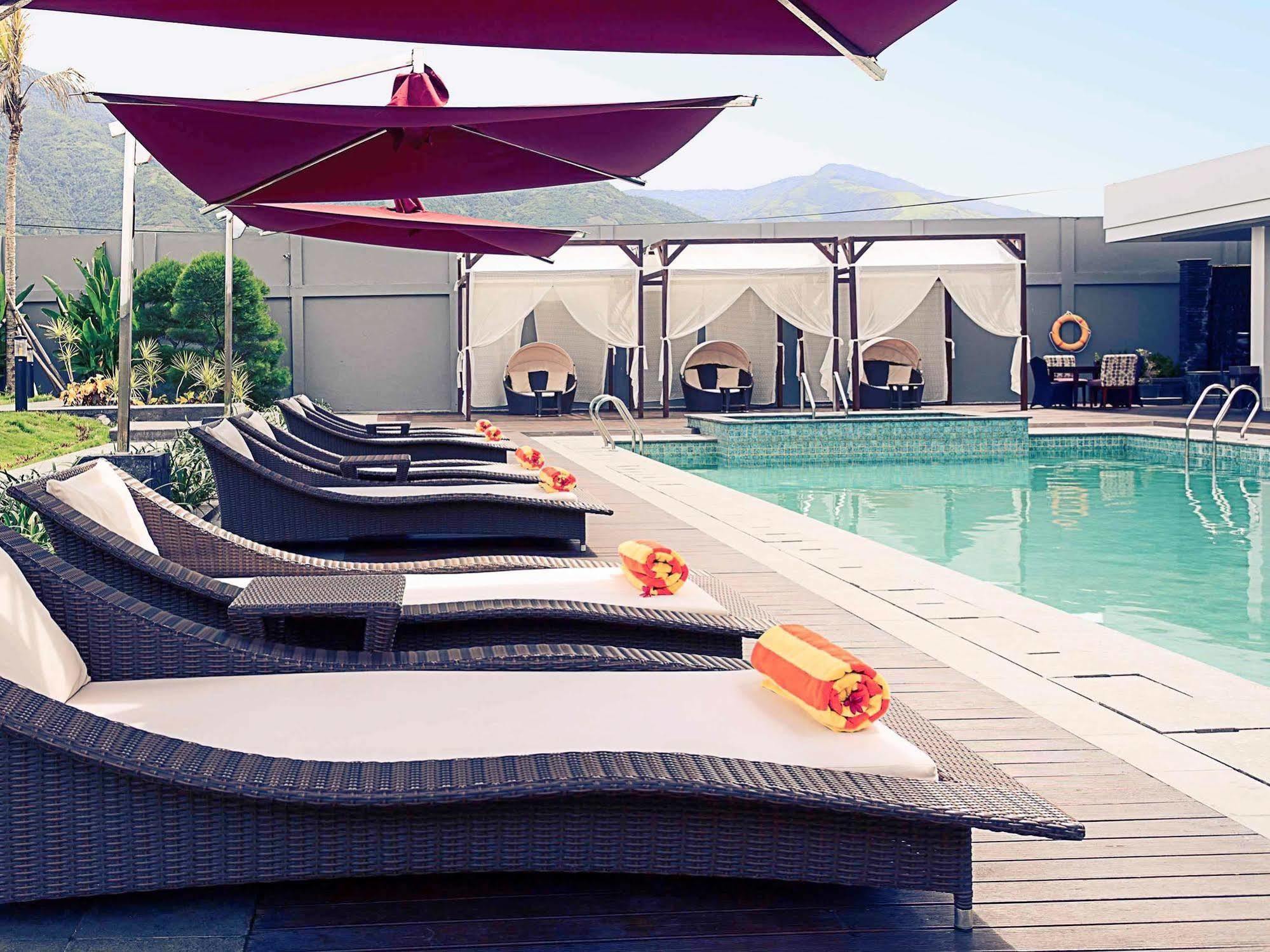 Mercure Palu Exteriér fotografie