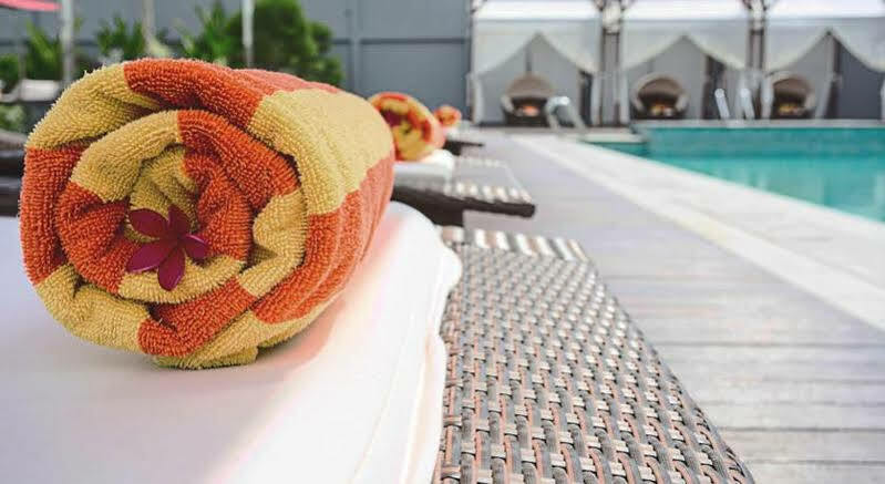 Mercure Palu Exteriér fotografie