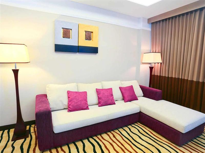 Mercure Palu Exteriér fotografie